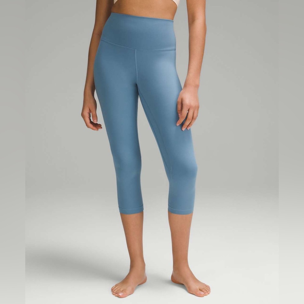 Lululemon Align High-Rise Crop 21" - Picture 2 of 3